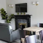 Slieve Bloom Manor Hostel