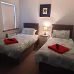 10 Killarney Holiday Village