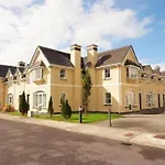 10 Killarney Holiday Village