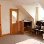 Lakemount House B&B