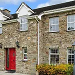 Sika Lodge Guesthouse