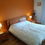 The Courtyard Apartments !!!!