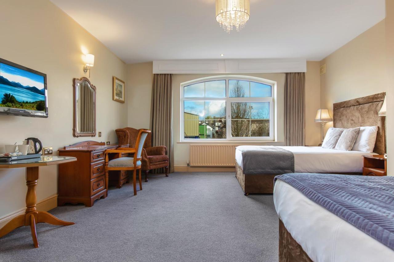 Brook Boutique Hotel 4*