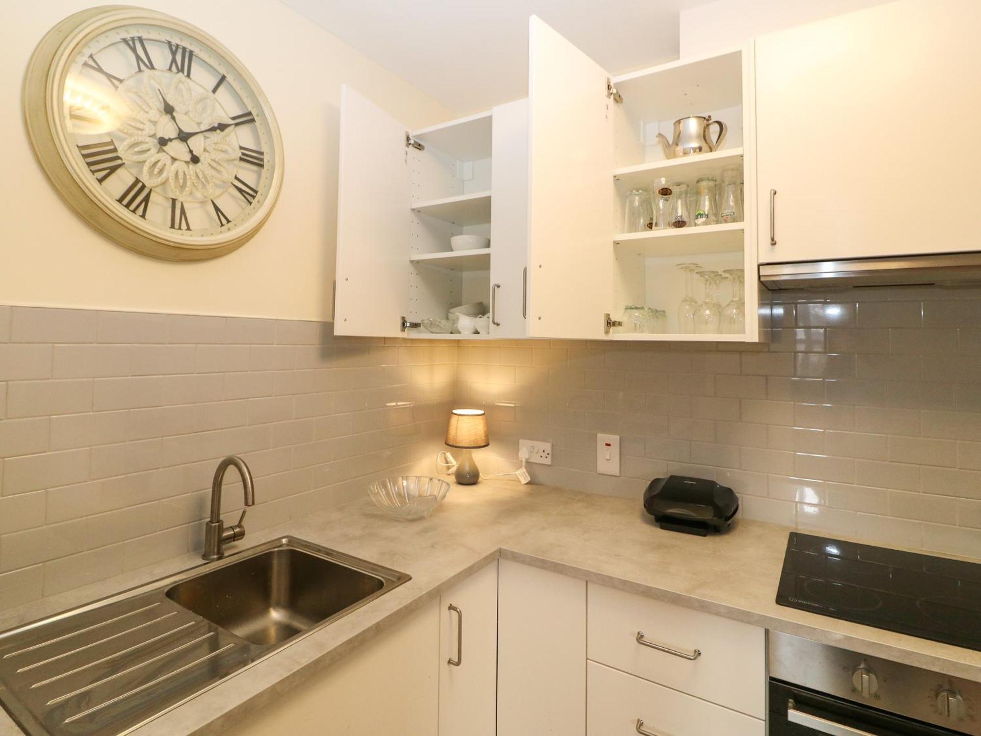 8 Scrahan Place Apartment *