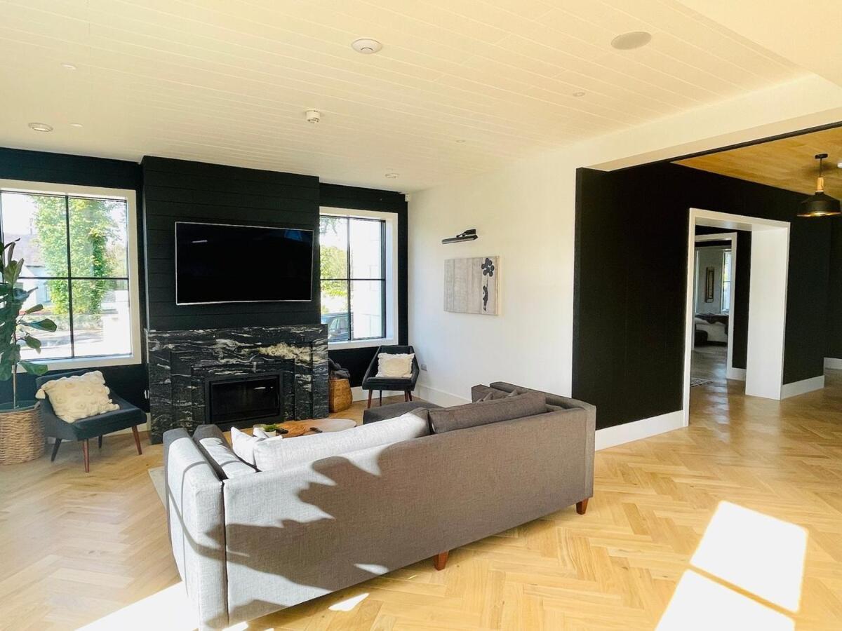 Luxurious Killarney
