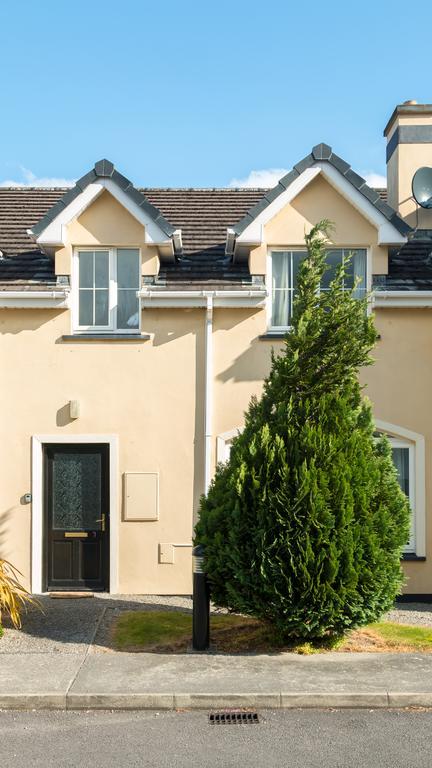 Killarney's Holiday Village Holiday home *