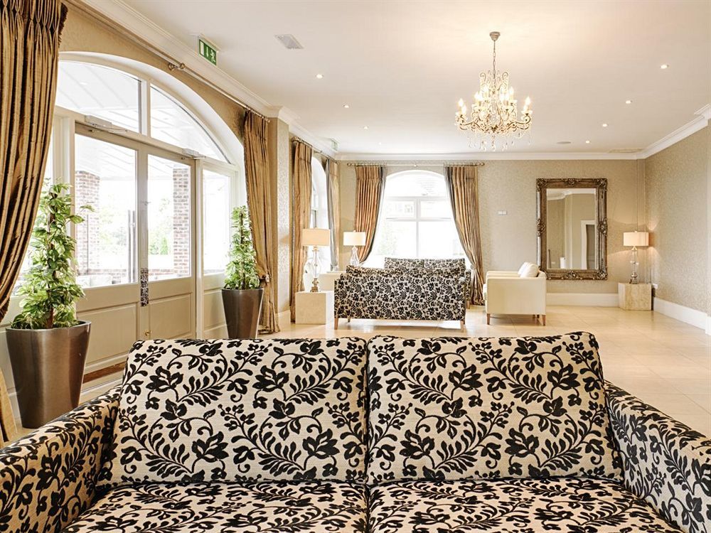 Hotel Oaks 4*
