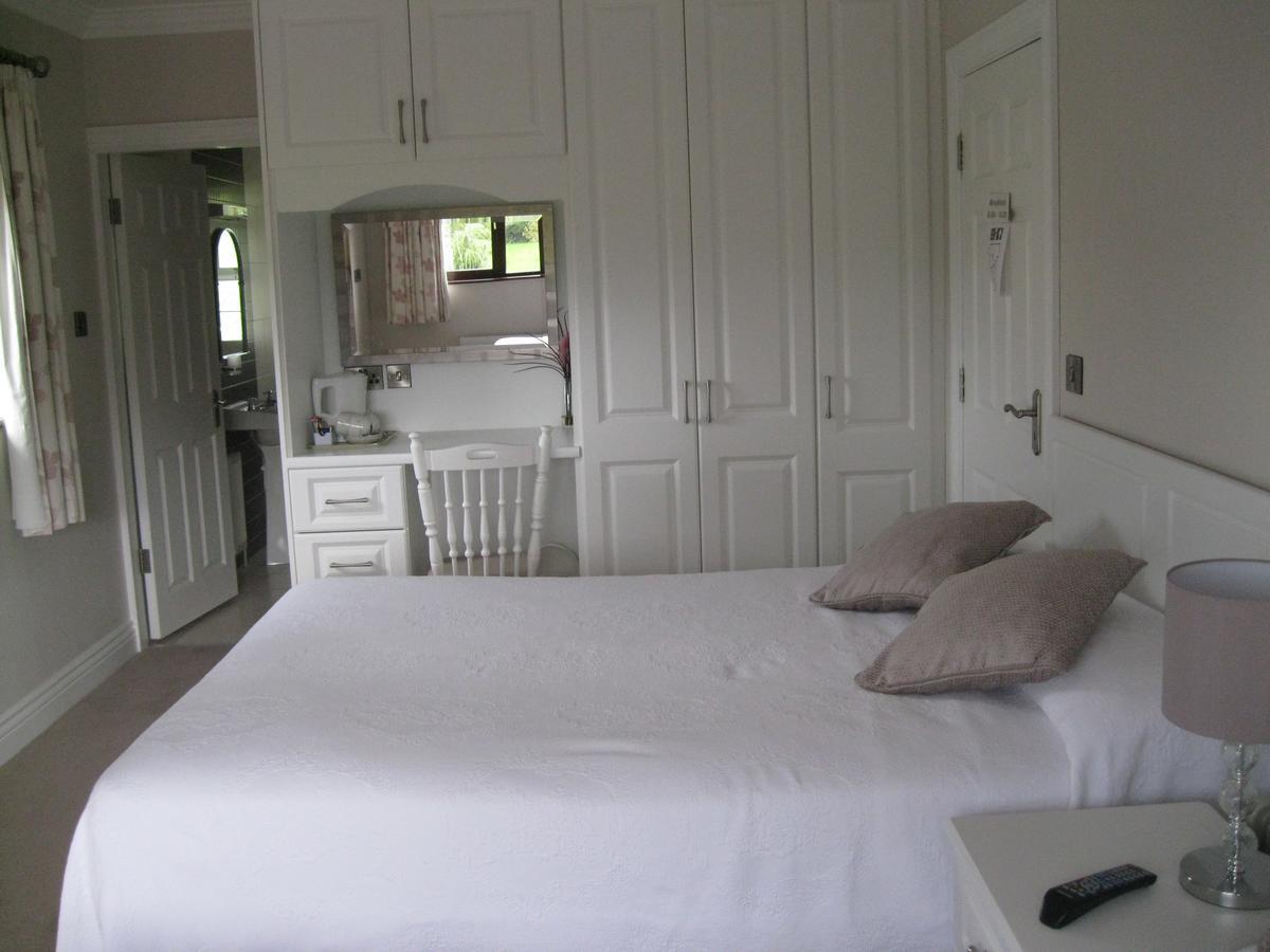 Glendale House 3*