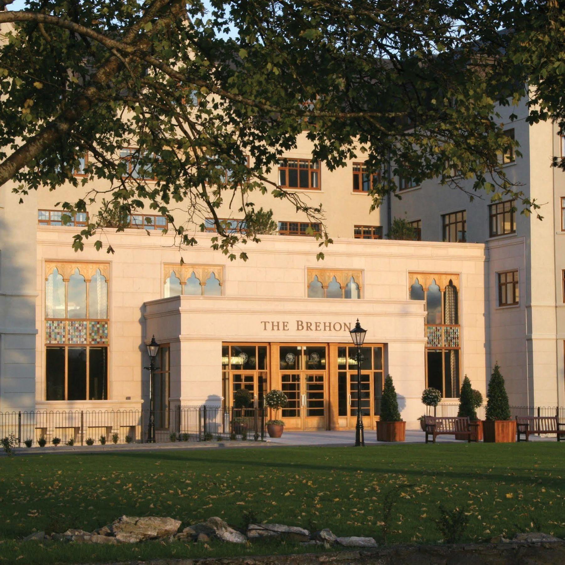 Hotel The Brehon & Killarney