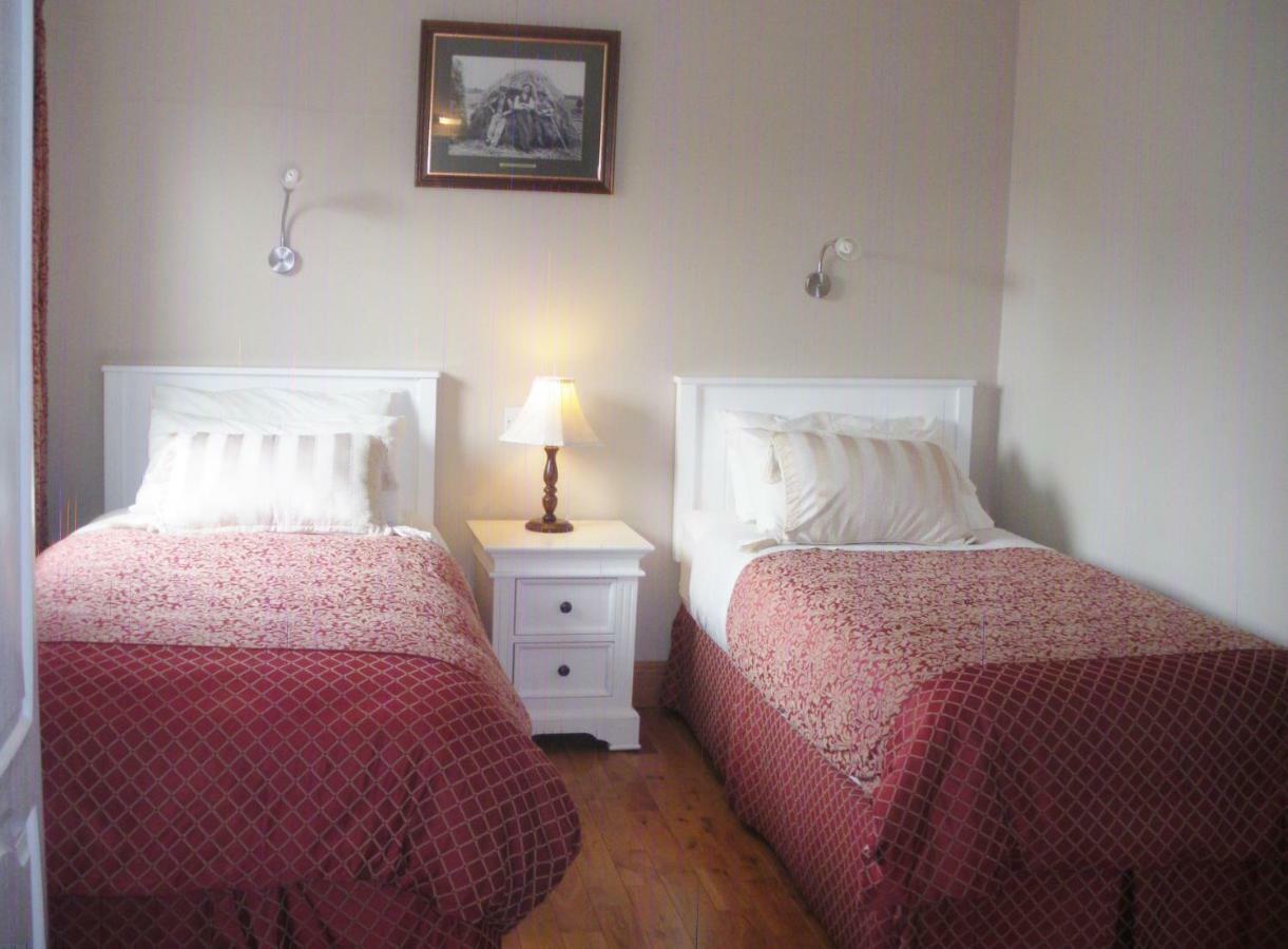 Bed & Breakfast Redwood 4*