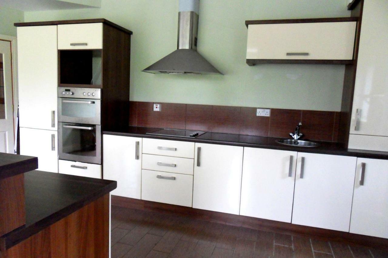Ethan House * Killarney