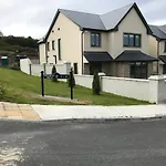 1 Luxurious Room In Family Home