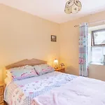 Katie Dalys Cottage Beaufort