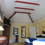 Killeen House Hotel And Rozzers Restaurant