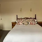 Ros Villa Guesthouse
