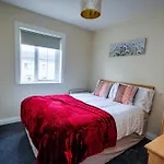 15 Killarney Holiday Village