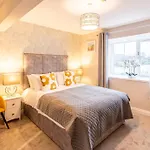 No 20 Killarney Holiday Village
