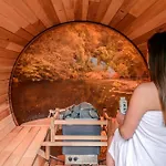 Killarney Glamping At The Grove, Suites And Lodges