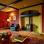 Whitegates Pub & Accommodation