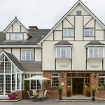 Old Weir Lodge