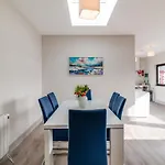 Central Park Apartment 2