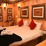 Copper Kettle Townhouse