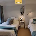 Acara B&B