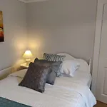 Acara B&B