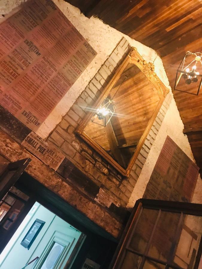 Mcsorleys And Bar Guest house 2*