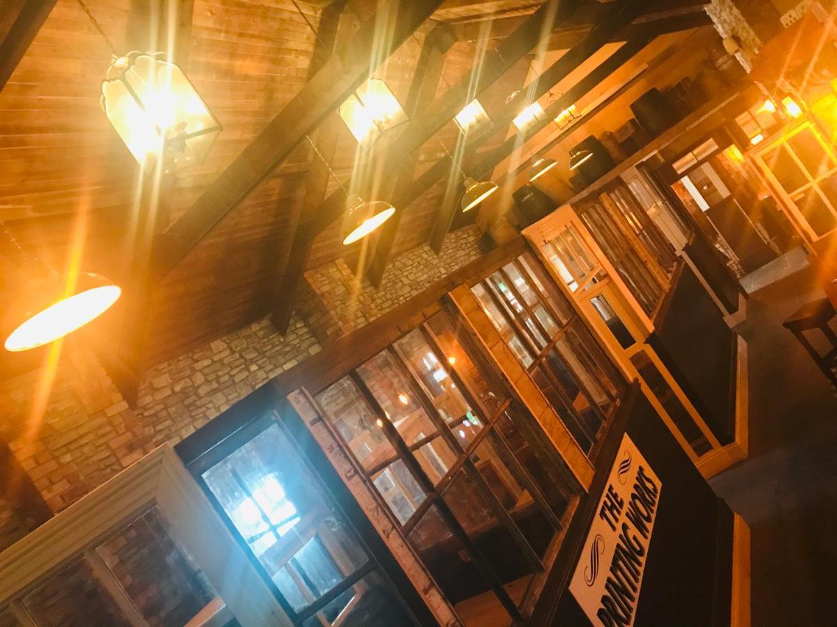Mcsorleys And Bar Guest house 2*
