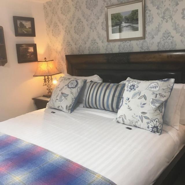 Crystal Springs Bed & Breakfast
