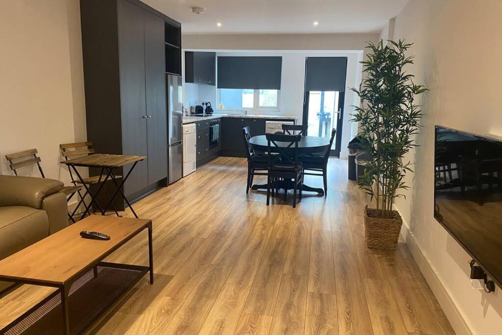 Apartment Apt 3 Silver Spruce - Town Free Parking Killarney