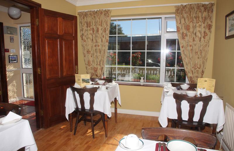 O'mahonys Hotel
