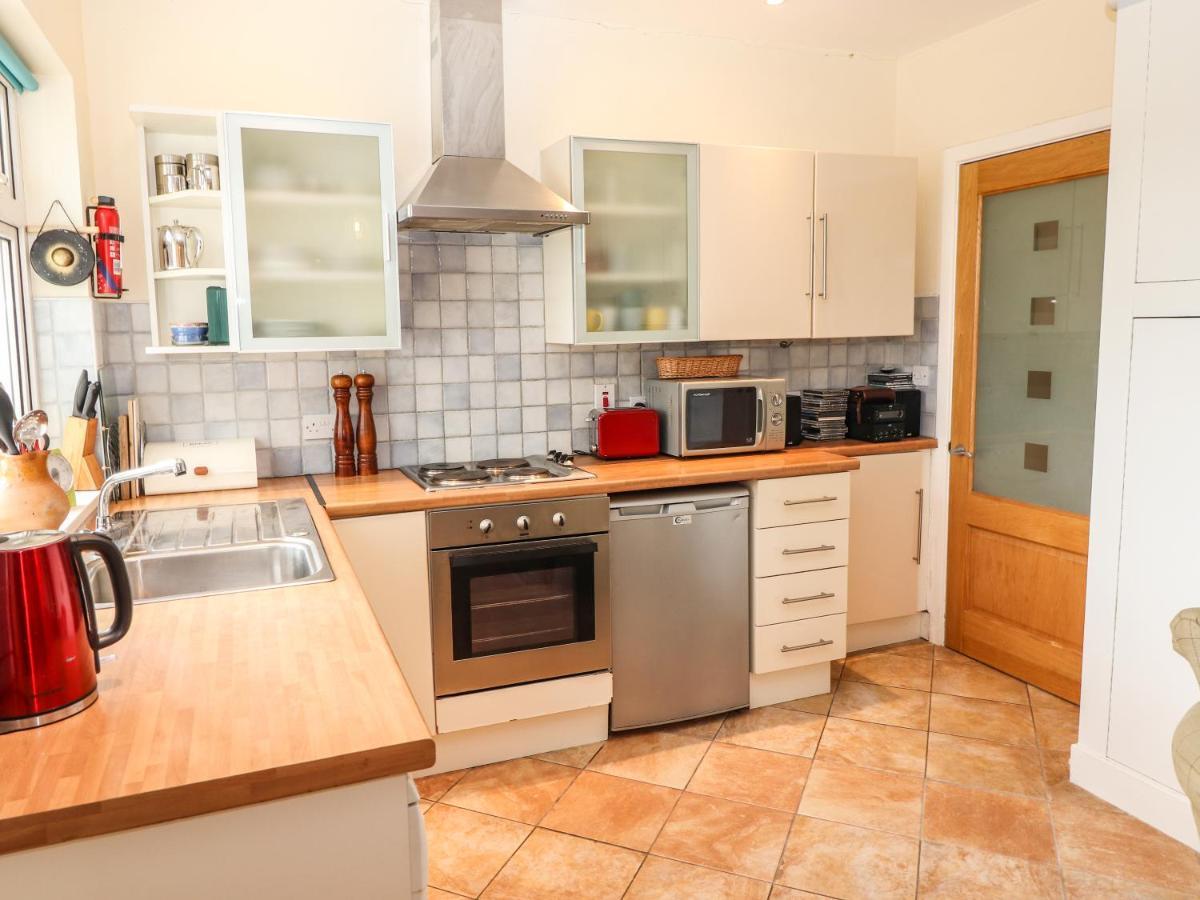 Holiday home Rowantree *