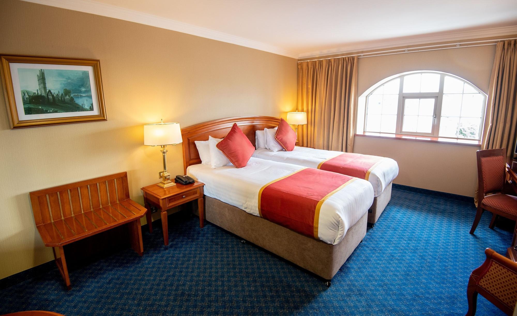 Towers & Leisure Centre 4* Killarney