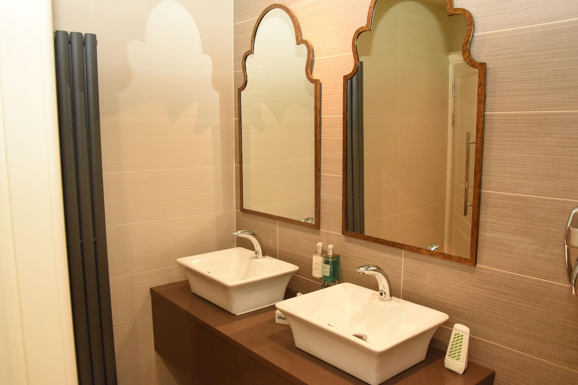 The Fairview Boutique 4*