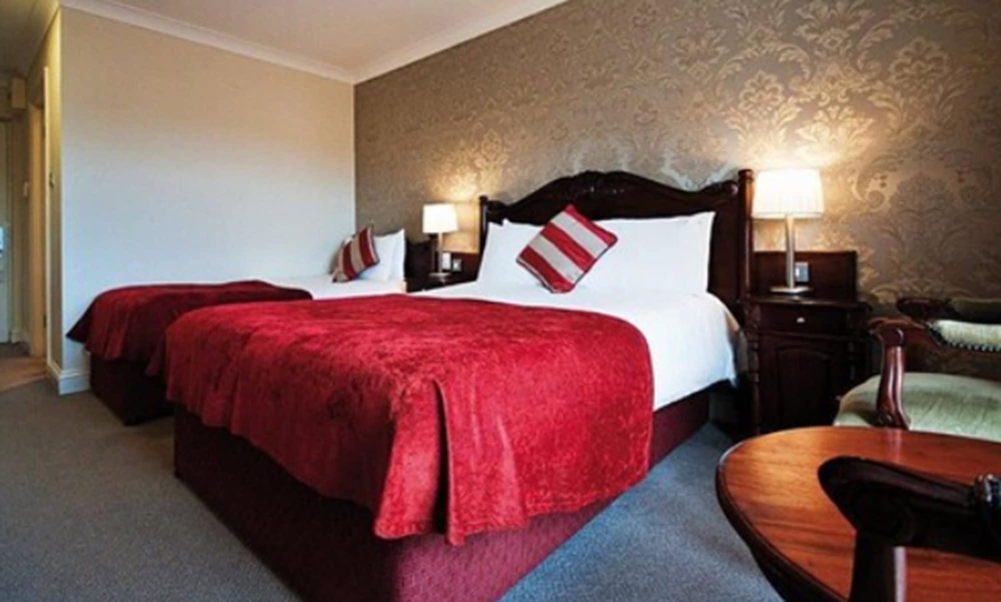 Riverside Hotel 4*