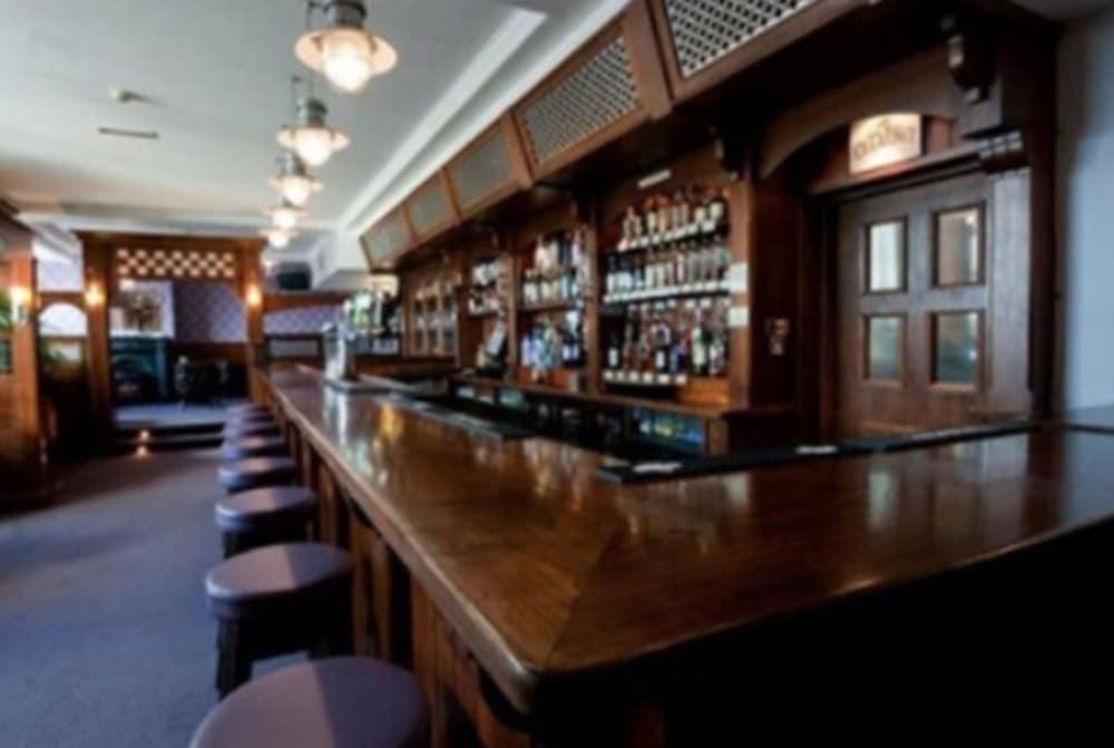 Riverside Hotel 4*