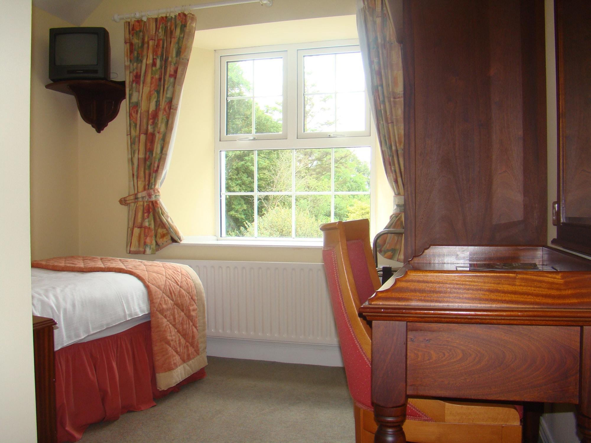 Killeen House And Rozzers Restaurant 3*