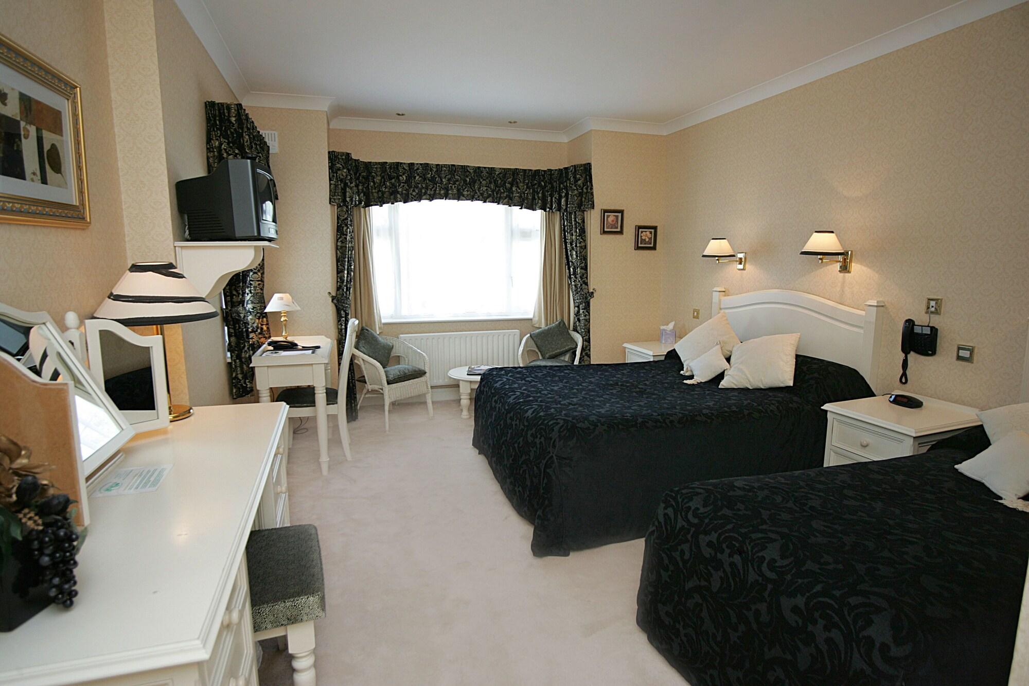 Killeen House And Rozzers Restaurant Hotel Killarney