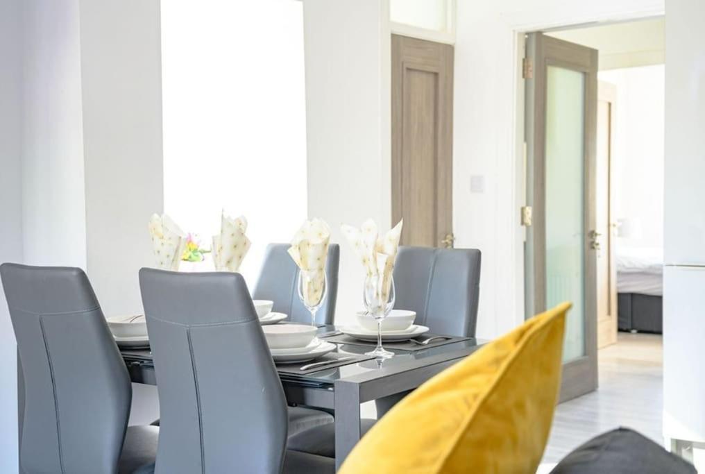 No 1 Kinvara House *