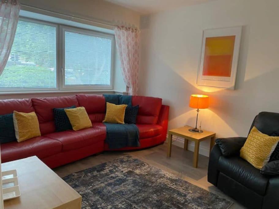 Location, Location - Modern 2 Bed In Apartment Killarney