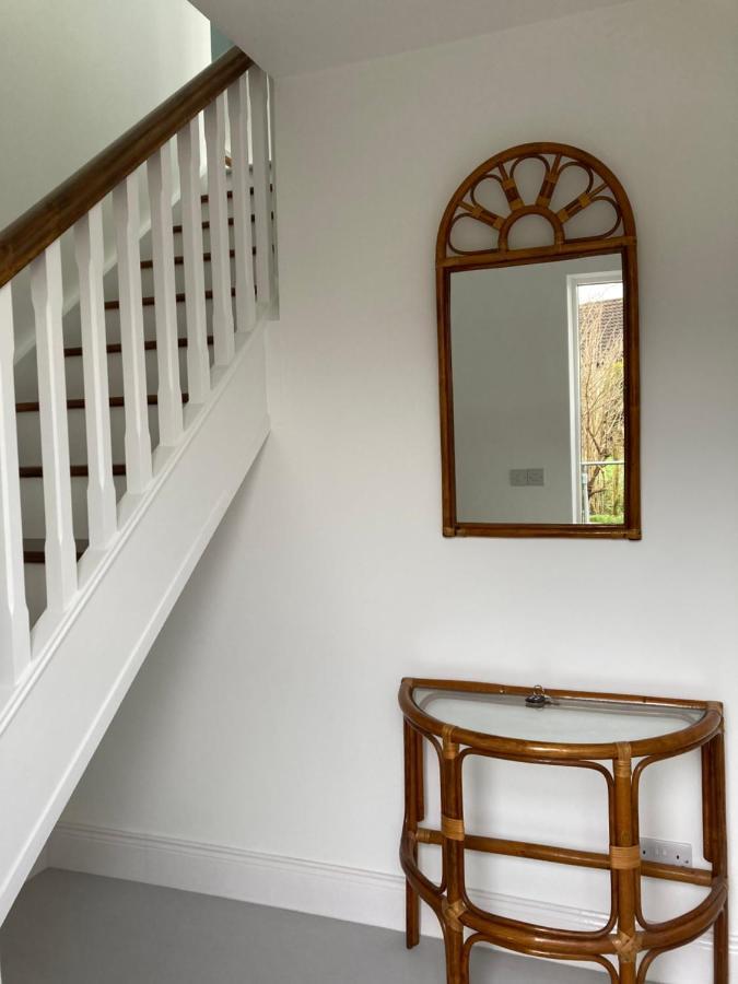 Lakeview Country House & Apartment *