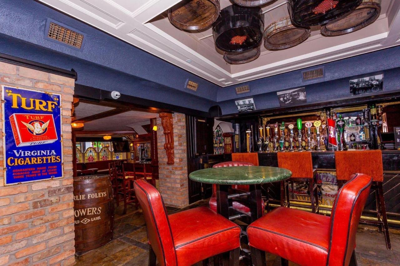 Charlie Foleys * Killarney