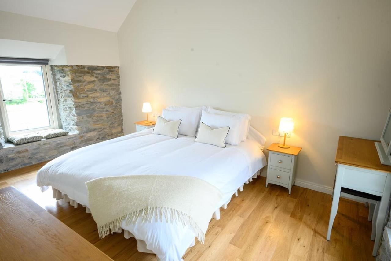 Old School Road Sleeps 6
