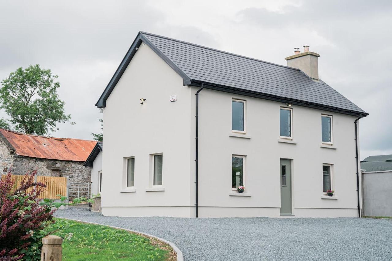 Old School Road Sleeps 6 * Killarney