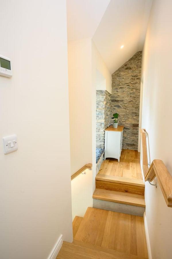 Old School Road Sleeps 6 Killarney