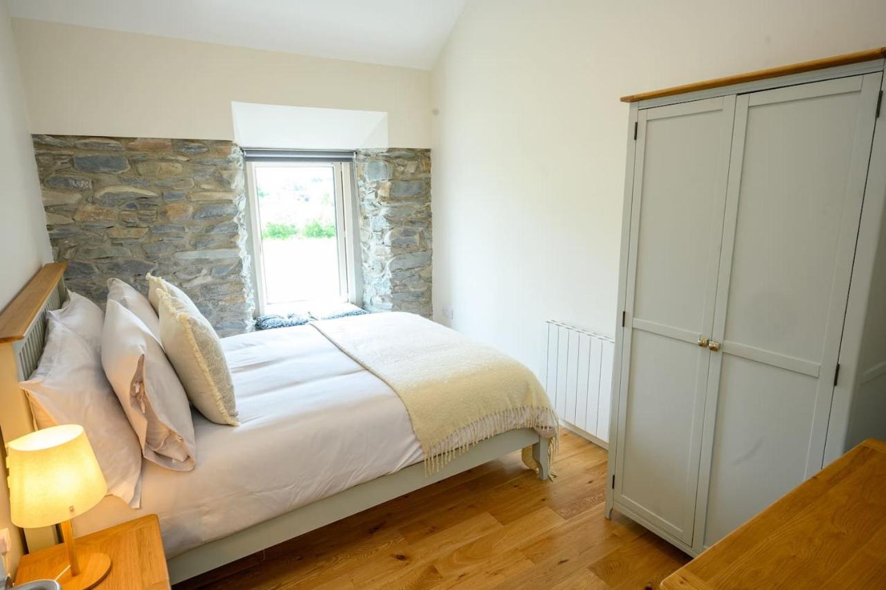 Old School Road Sleeps 6