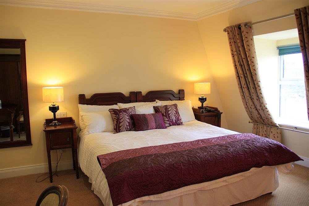 Mcsweeney Arms Hotel