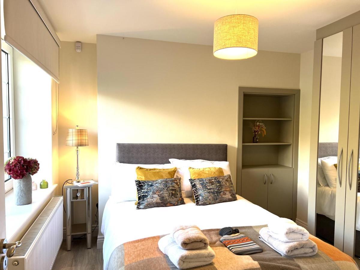 Charming Cosy 4-bed House In Holiday home *